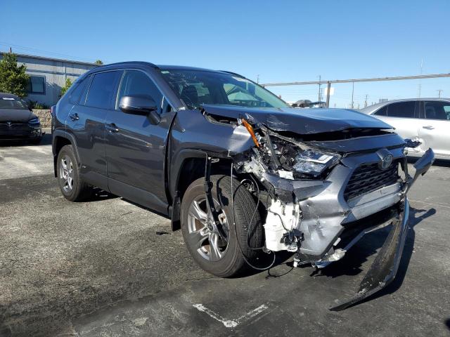 JTMRWRFV7RD218715 - 2024 TOYOTA RAV4 XLE GRAY photo 4