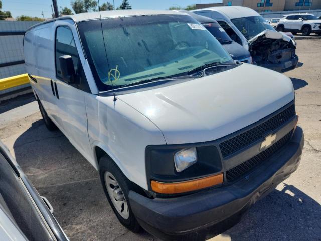1GCSGAFX3C1200139 - 2012 CHEVROLET EXPRESS G1 WHITE photo 4