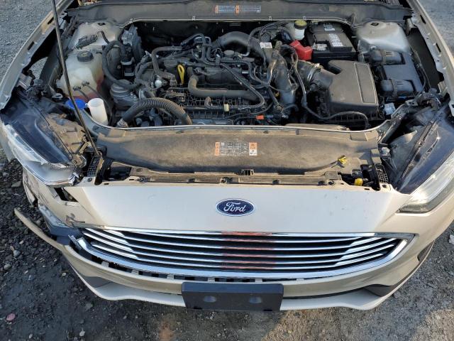 3FA6P0HD4KR203849 - 2019 FORD FUSION SE CREAM photo 11