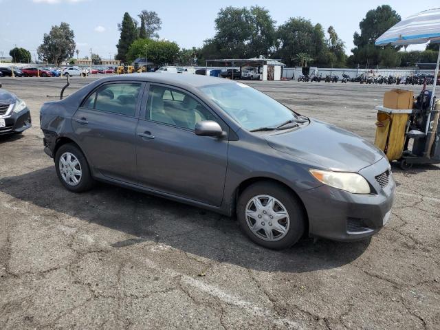 JTDBU4EE0AJ083384 - 2010 TOYOTA COROLLA BASE ნაცრისფერი ფოტო 4