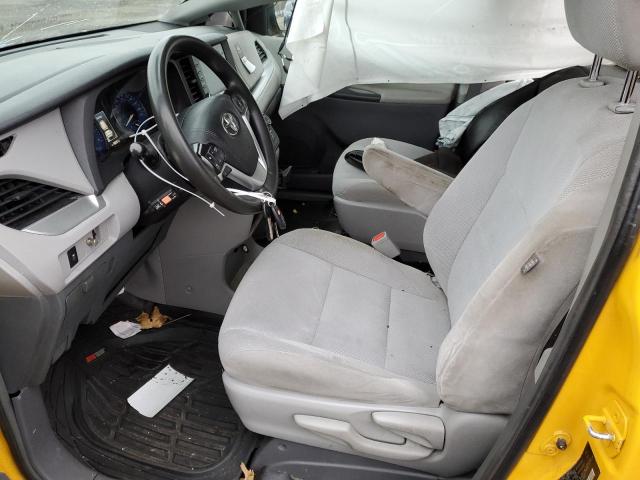 5TDZZ3DC8KS013744 - 2019 TOYOTA SIENNA YELLOW photo 7