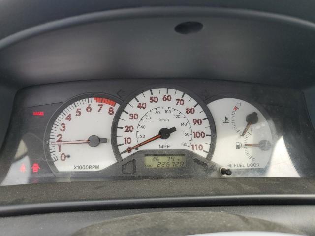 1NXBR32E74Z249639 - 2004 TOYOTA COROLLA CE SILVER photo 9