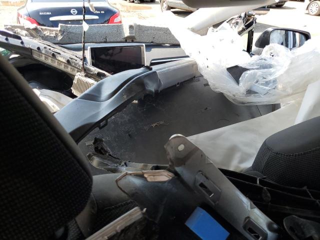 2T3H1RFV4RC257244 - 2024 TOYOTA RAV4 LE 银色 照片 8