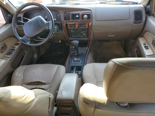 JT3GN86R4T0014819 - 1996 TOYOTA 4RUNNER SR5 Weiß Foto 8