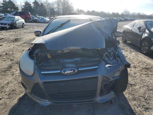 1FADP3F23EL262498 - 2014 FORD FOCUS SE GRAY photo 5