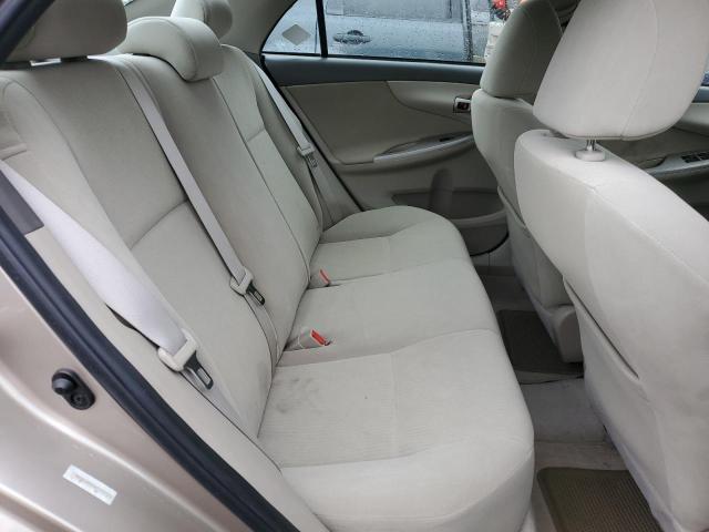 1NXBU4EE0AZ175783 - 2010 TOYOTA COROLLA BASE ბეჟი ფოტო 10