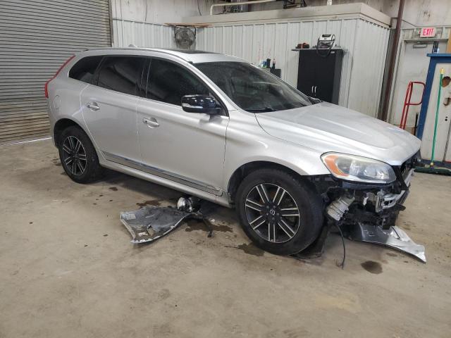 YV440MRR5H2161080 - 2017 VOLVO XC60 T5 DYNAMIC ვერცხლისფერი ფოტო 4