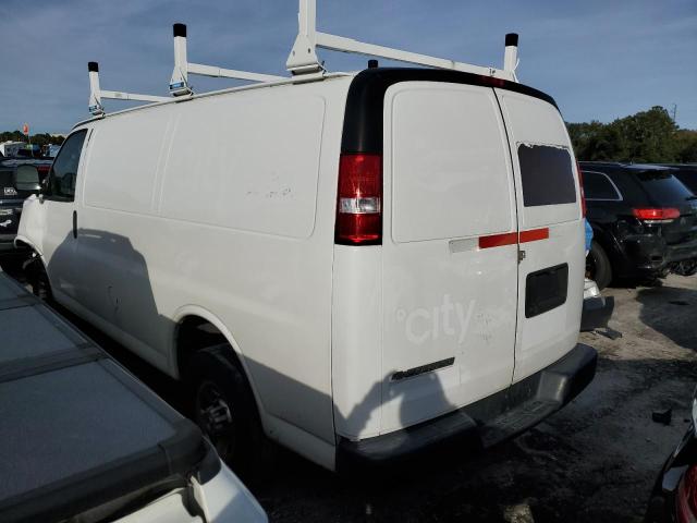 1GCWGAFP2L1265226 - 2020 CHEVROLET EXPRESS G2 WHITE photo 2