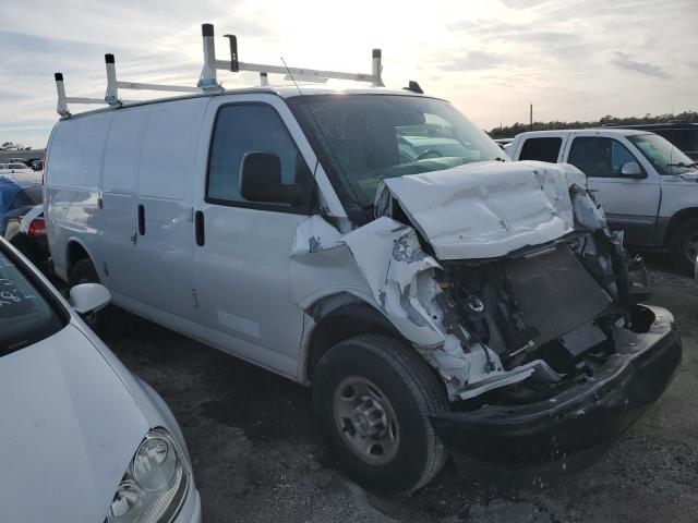 1GCWGAFP2L1265226 - 2020 CHEVROLET EXPRESS G2 WHITE photo 4