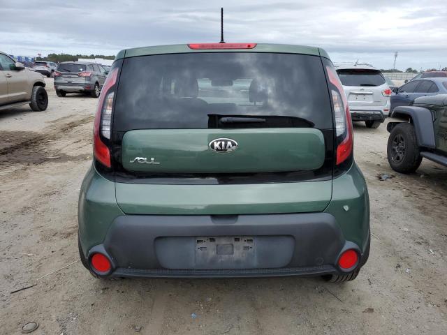 KNDJN2A21E7001402 - 2014 KIA SOUL GREEN photo 6