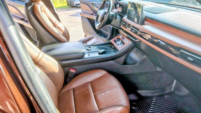 5LM5J7WC4LGL18575 - 2020 LINCOLN AVIATOR RESERVE 勃艮第红 照片 5