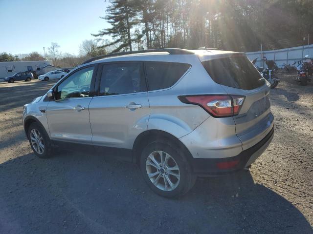 1FMCU9GD7JUB92649 - 2018 FORD ESCAPE SE SILVER photo 2