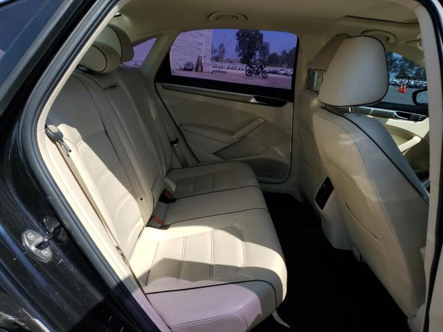 1VWBT7A36HC080087 - 2017 VOLKSWAGEN PASSAT SE BLACK photo 10