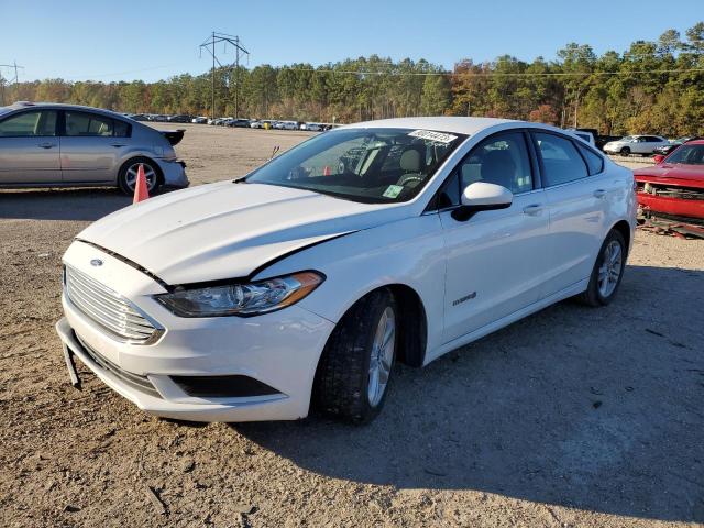 3FA6P0LU5JR219208 - 2018 FORD FUSION SE HYBRID WHITE photo 1