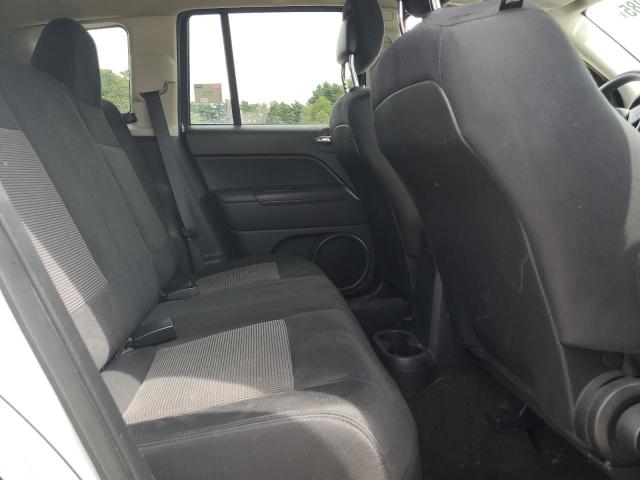 1C4NJCBA0ED779104 - 2014 JEEP COMPASS SPORT Білий фото 11