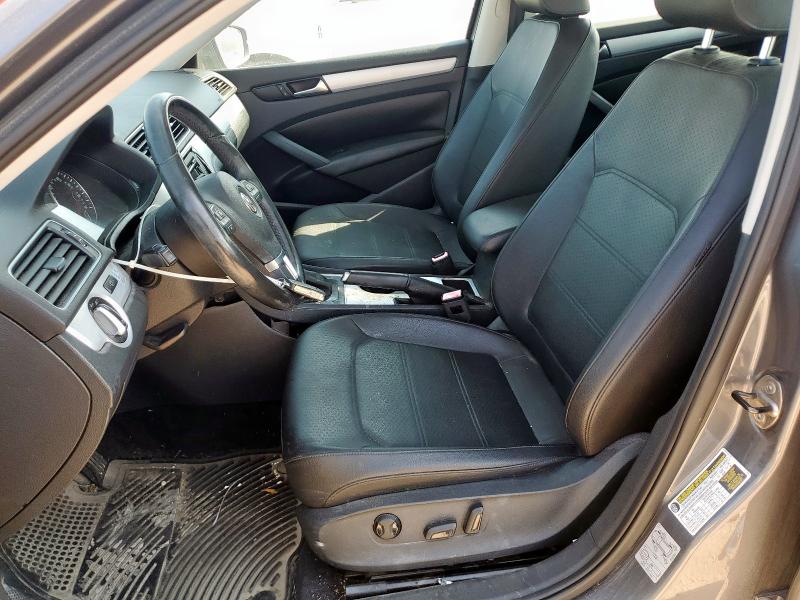 1VWBN7A3XDC101107 - 2013 VOLKSWAGEN PASSAT SE 石墨色 照片 7