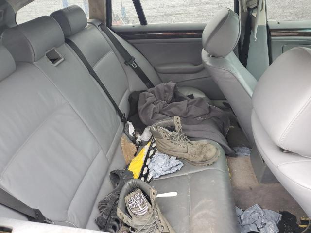 WBAEP33462PF01163 - 2002 BMW 325 XIT SILVER photo 10