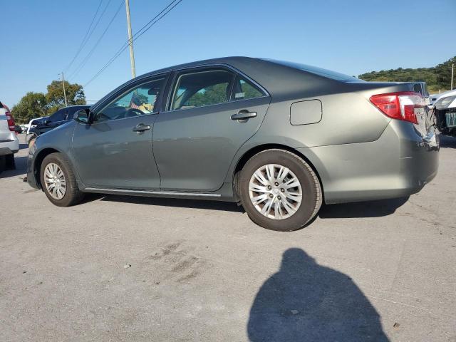 4T1BF1FK2CU513216 - 2012 TOYOTA CAMRY BASE GREEN photo 2