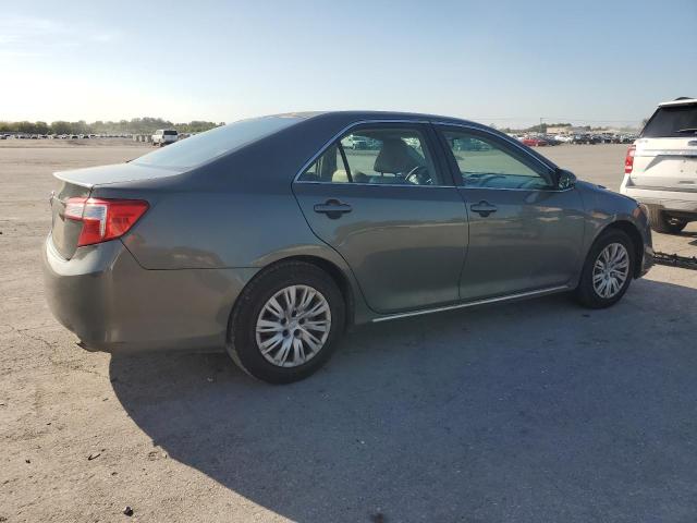 4T1BF1FK2CU513216 - 2012 TOYOTA CAMRY BASE GREEN photo 3