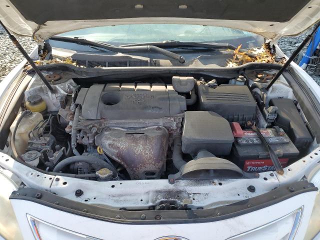 4T1BF3EK0BU651719 - 2011 TOYOTA CAMRY BASE Biały zdjęcie 11