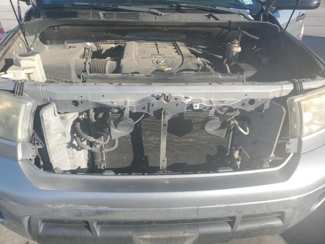 5TFDW5F19BX193272 - 2011 TOYOTA TUNDRA CREWMAX SR5 SILVER photo 11