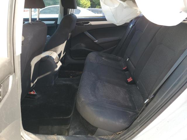 1VWAT7A38HC031338 - 2017 VOLKSWAGEN PASSAT S WHITE photo 10