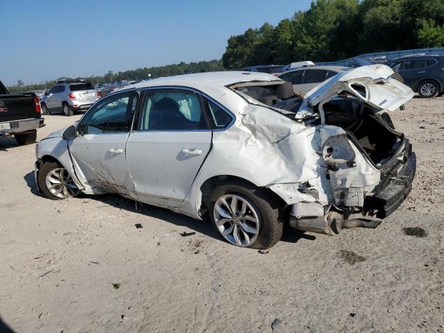 1VWAT7A38HC031338 - 2017 VOLKSWAGEN PASSAT S WHITE photo 2