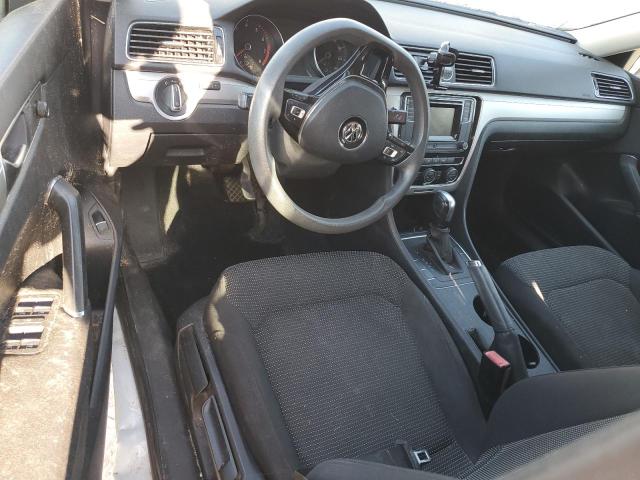 1VWAT7A38HC031338 - 2017 VOLKSWAGEN PASSAT S WHITE photo 8