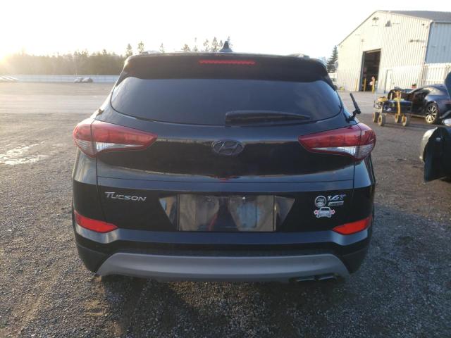 KM8J3CA28JU824279 - 2018 HYUNDAI TUCSON VALUE BLACK photo 6