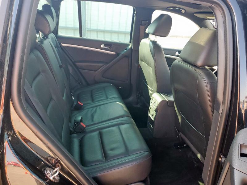 WVGAV7AX7FW601594 - 2015 VOLKSWAGEN TIGUAN S BLACK photo 11