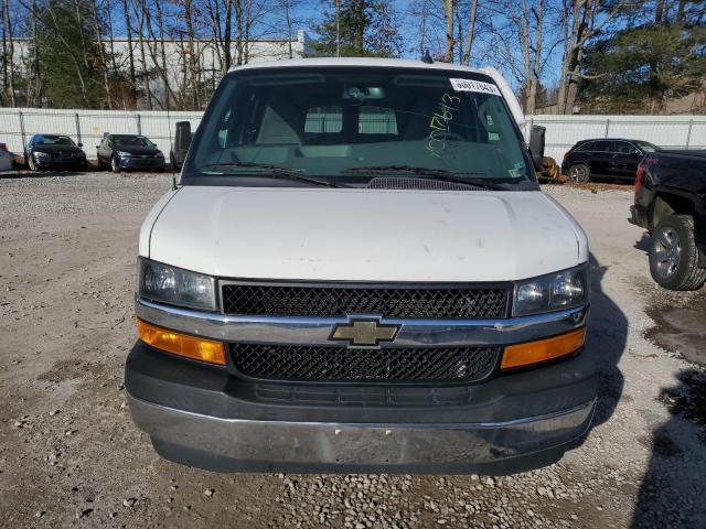 1GAZGPFG2J1317265 - 2018 CHEVROLET EXPRESS G3 LT WHITE photo 5