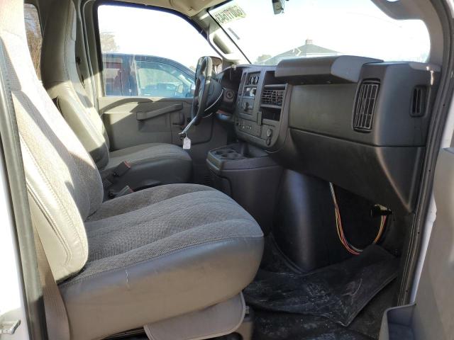 1GAZGPFG2J1317265 - 2018 CHEVROLET EXPRESS G3 LT WHITE photo 7