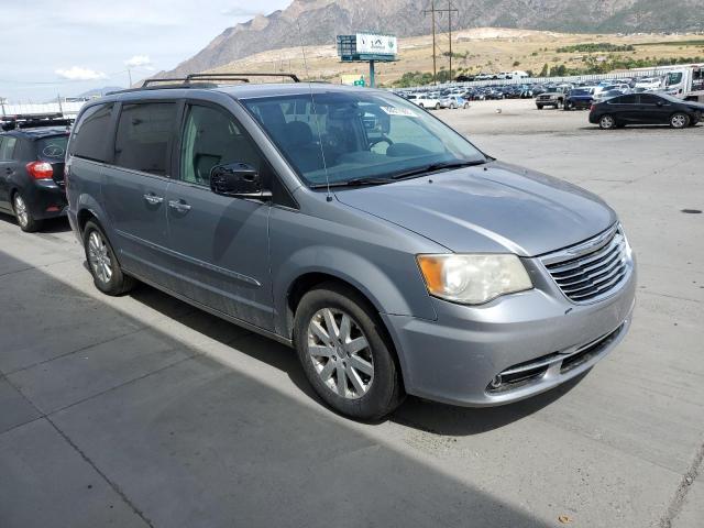 2C4RC1BG1DR689069 - 2013 CHRYSLER TOWN & COU TOURING SILVER photo 4