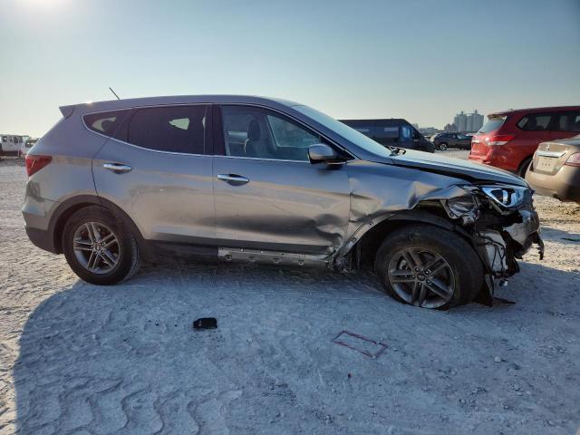 5NMZT3LB1JH099524 - 2018 HYUNDAI SANTA FE S GRAY photo 4