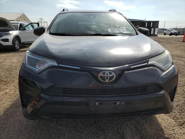 2T3BFREV6HW593547 - 2017 TOYOTA RAV4 LE Qara foto 5