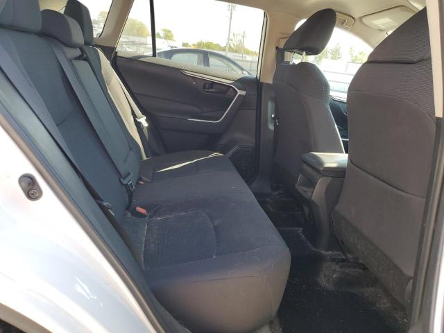 2T3F1RFV3LC074089 - 2020 TOYOTA RAV4 LE WHITE photo 11