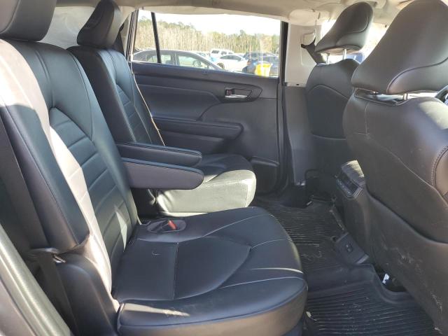 5TDGZRAH2NS550253 - 2022 TOYOTA HIGHLANDER XLE CHARCOAL photo 11