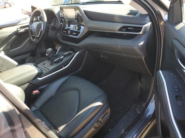 5TDGZRAH2NS550253 - 2022 TOYOTA HIGHLANDER XLE CHARCOAL photo 8