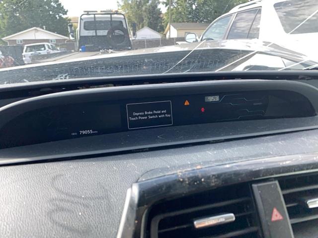 JTDKARFP8J3082901 - 2018 TOYOTA PRIUS PRIM Сріблястий фото 9