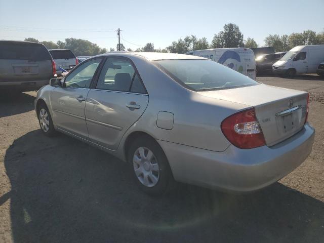 4T1BE32K94U897582 - 2004 TOYOTA CAMRY LE ვერცხლისფერი ფოტო 2
