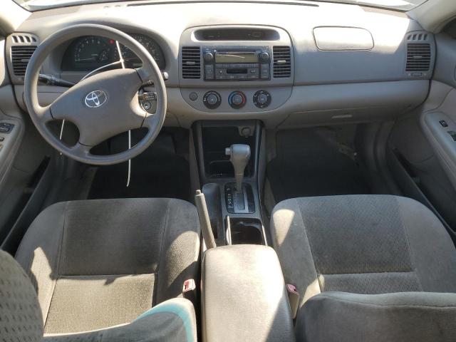 4T1BE32K94U897582 - 2004 TOYOTA CAMRY LE ვერცხლისფერი ფოტო 8