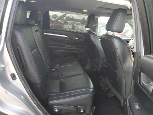 5TDKKRFH5GS134451 - 2016 TOYOTA HIGHLANDER XLE Күміс фото 11