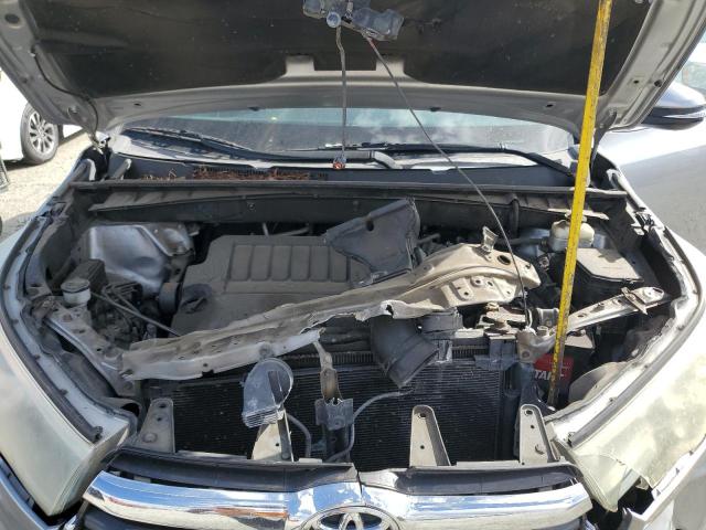 5TDKKRFH5GS134451 - 2016 TOYOTA HIGHLANDER XLE Күміс фото 12