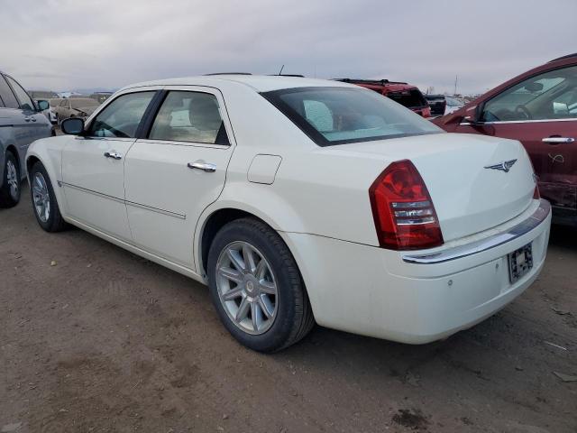 2C3AA63H15H521418 - 2005 CHRYSLER 300C CREAM photo 2