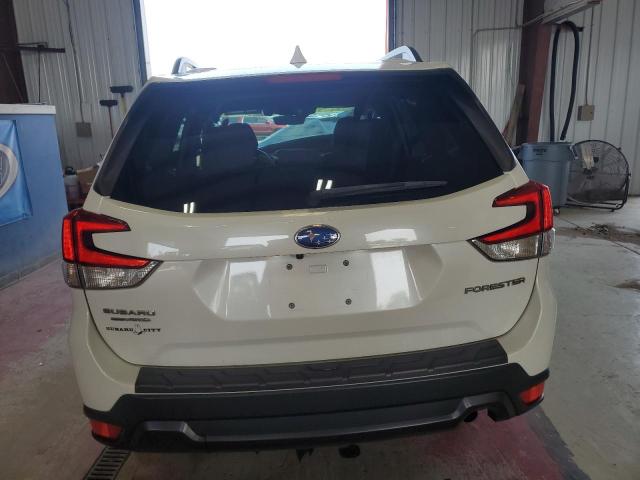 JF2SKAJCXMH502539 - 2021 SUBARU FORESTER PREMIUM WHITE photo 6