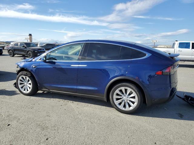 5YJXCBE20JF130181 - 2018 TESLA MODEL X Azul foto 2