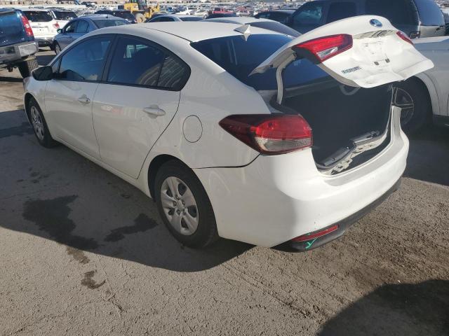 3KPFK4A76HE104079 - 2017 KIA FORTE LX WHITE photo 2