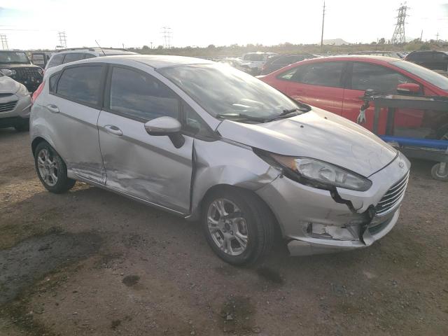 3FADP4EJ5GM141214 - 2016 FORD FIESTA SE SILVER photo 4