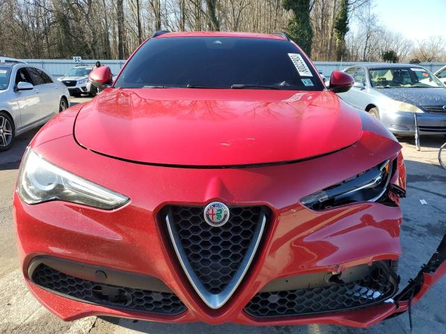 ZASFAKNN4J7B64519 - 2018 ALFA ROMEO STELVIO TI SPORT RED photo 5