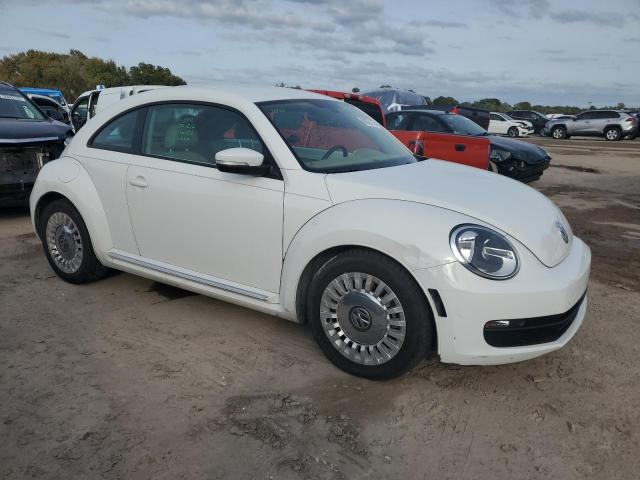 3VWJ07ATXGM616234 - 2016 VOLKSWAGEN BEETLE SE WHITE photo 4